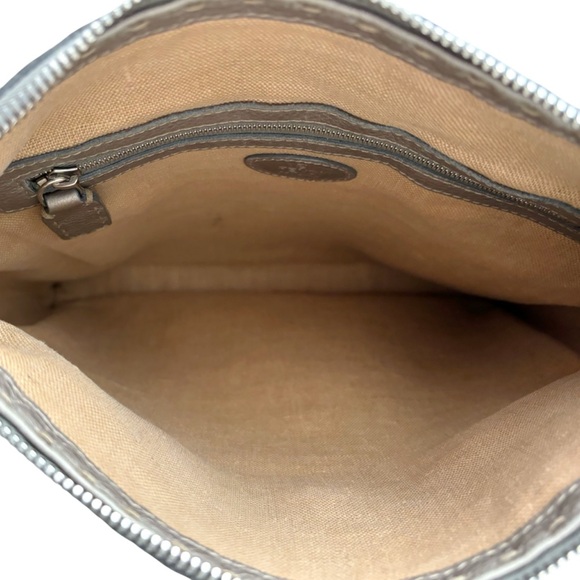 FENDI Vintage Selleria Grey/Silver Leather Crossbody Bag - Picture 10 of 15